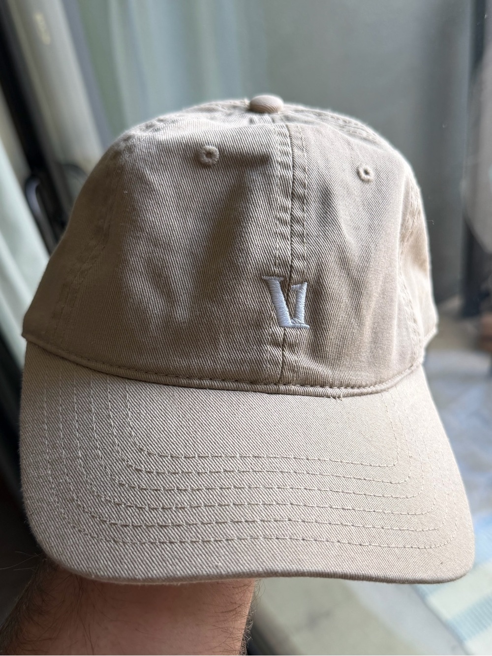 EUC Like New Vuori Dad Hat adjustable strap ball cap baseball hat light tan